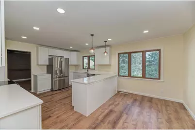 210 S Small Avenue, Kankakee, IL 60901 - Photo 13