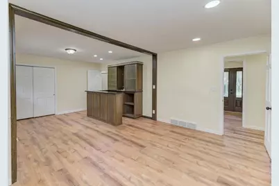 210 S Small Avenue, Kankakee, IL 60901 - Photo 19