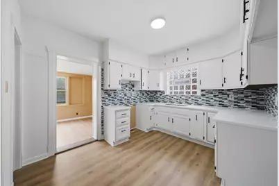 8533 S Rhodes Avenue, Chicago, IL 60619 - Photo 5