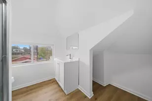 8533 S Rhodes Ave, Chicago, IL 60619 - Photo 13