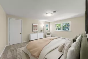 120 N Pine St, Geneva, IL 60134 - Photo 17