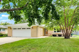 115 S Cedar Ave, Wood Dale, IL 60191 - Photo 1