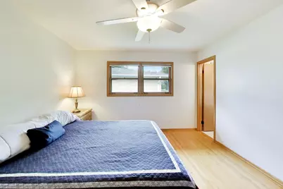 115 S Cedar Avenue, Wood Dale, IL 60191 - Photo 19