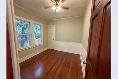 414 W Park Avenue, Round Lake, IL 60073 - Photo 11