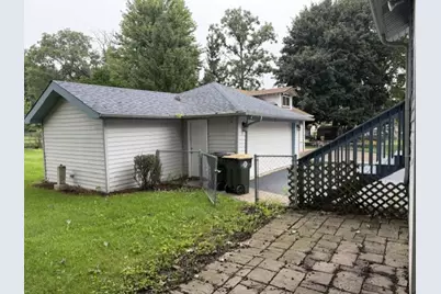 414 W Park Avenue, Round Lake, IL 60073 - Photo 57