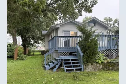414 W Park Avenue, Round Lake, IL 60073 - Photo 3