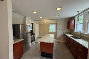 414 W Park Ave, Round Lake, IL 60073 - Photo 17