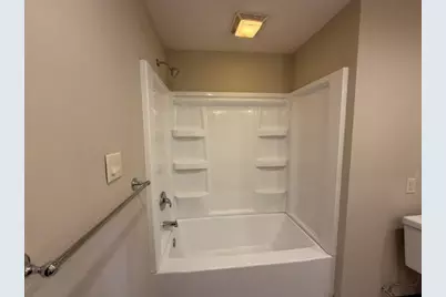 414 W Park Avenue, Round Lake, IL 60073 - Photo 25