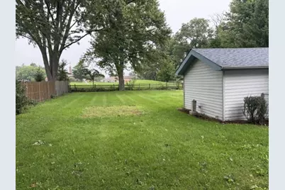414 W Park Avenue, Round Lake, IL 60073 - Photo 55