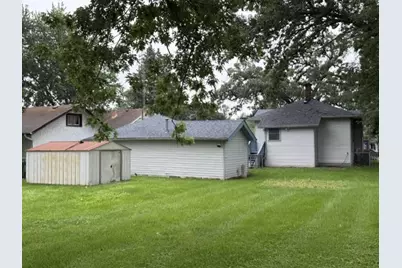 414 W Park Avenue, Round Lake, IL 60073 - Photo 51