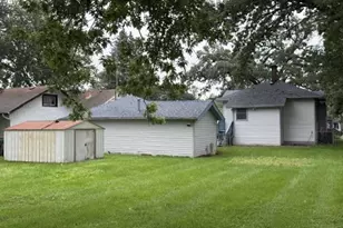 414 W Park Ave, Round Lake, IL 60073 - Photo 51