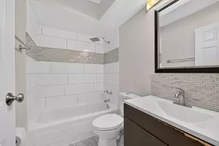 1471 N Winslowe Dr, Palatine, IL 60074 - Photo 7