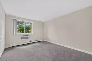 1471 N Winslowe Dr, Palatine, IL 60074 - Photo 9