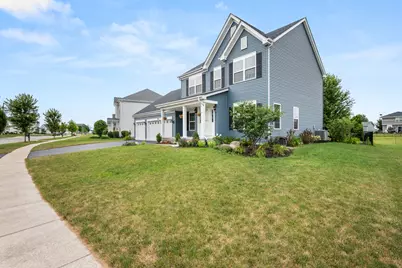 406 Mary Ann Circle, Sycamore, IL 60178 - Photo 3