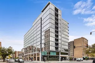 4555 N Sheridan Rd, Chicago, IL 60640 - Photo 1