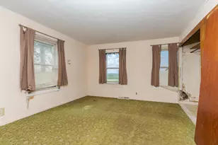 758 N 1st Rd, Dana, IL 61321 - Photo 33