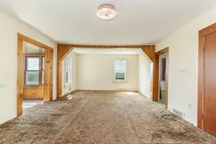 758 N 1st Rd, Dana, IL 61321 - Photo 23