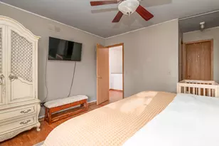 35706 N Laurel Ave, Ingleside, IL 60041 - Photo 9