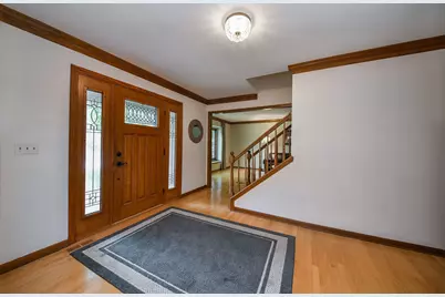 2324 Kalamazoo Drive, Naperville, IL 60565 - Photo 3