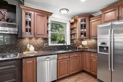 226 Sunset Drive, Wilmette, IL 60091 - Photo 11