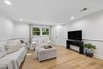 226 Sunset Drive, Wilmette, IL 60091 - Photo 13