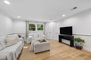 226 Sunset Dr, Wilmette, IL 60091 - Photo 13