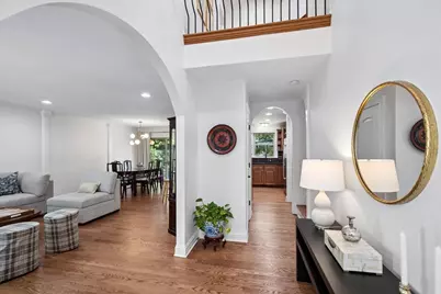 226 Sunset Drive, Wilmette, IL 60091 - Photo 3