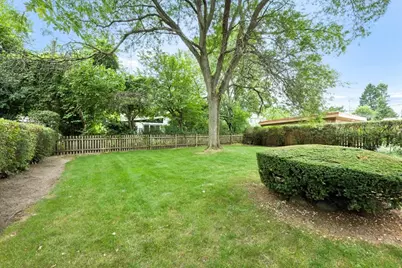 226 Sunset Drive, Wilmette, IL 60091 - Photo 25