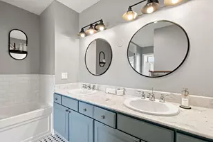 1600 S Prairie Ave, Chicago, IL 60616 - Photo 11