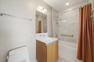600 N Fairbanks Ct, Chicago, IL 60611 - Photo 17