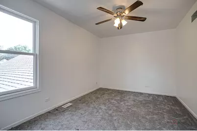 614 Aspen Court, Antioch, IL 60002 - Photo 19