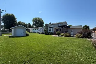 304 Sequoia Dr, Streator, IL 61364 - Photo 37