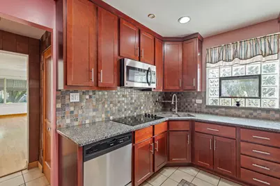 5306 N Lynch Avenue, Chicago, IL 60630 - Photo 7