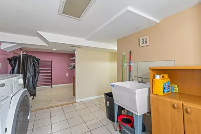 5306 N Lynch Avenue, Chicago, IL 60630 - Photo 15