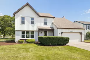 1545 Scottdale Cir, Wheaton, IL 60189 - Photo 3