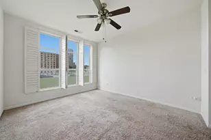 318 E 25th Pl, Chicago, IL 60616 - Photo 21
