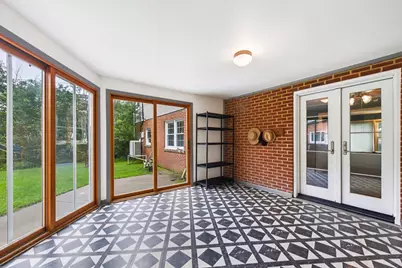4312 Suffield Court, Skokie, IL 60076 - Photo 9