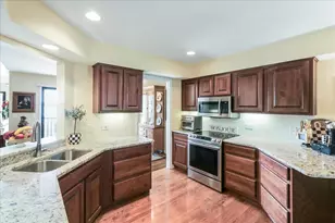355 Indian Point, Lake Barrington, IL 60010 - Photo 7