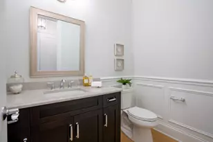 1945 Amberley Ct, Lake Forest, IL 60045 - Photo 27