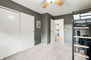 610 Cress Creek Ln, Crystal Lake, IL 60014 - Photo 23