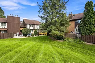 610 Cress Creek Ln, Crystal Lake, IL 60014 - Photo 33