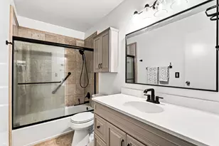 610 Cress Creek Ln, Crystal Lake, IL 60014 - Photo 19
