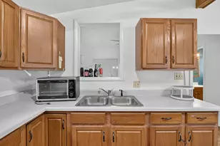 222 N Taylor St, Marengo, IL 60152 - Photo 13