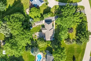 44W043 Fox Wilds Dr, Saint Charles, IL 60175 - Photo 17