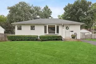 3600 Pheasant Dr, Rolling Meadows, IL 60008 - Photo 1