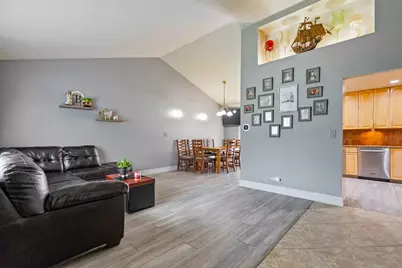 850 Silverwood Court, Lake Zurich, IL 60047 - Photo 3
