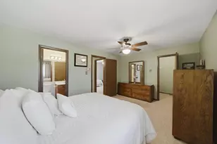 1 W Stonebridge Ct, Palos Hills, IL 60465 - Photo 21
