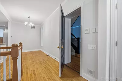 2013 W Concord Place #A, Chicago, IL 60647 - Photo 5