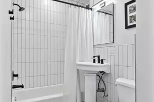 714 W Buena St, Chicago, IL 60613 - Photo 17
