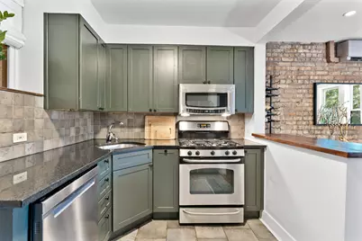 714 W Buena Street #B, Chicago, IL 60613 - Photo 15